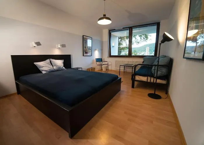 Apartman Stilvolle - Mit Balkon Und Whirlpoolwanne Marburg